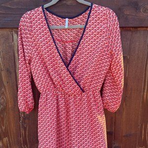 Flirty Easy to Wear BoHo Dress, Red, Blue, Cream Pattern, Size Small